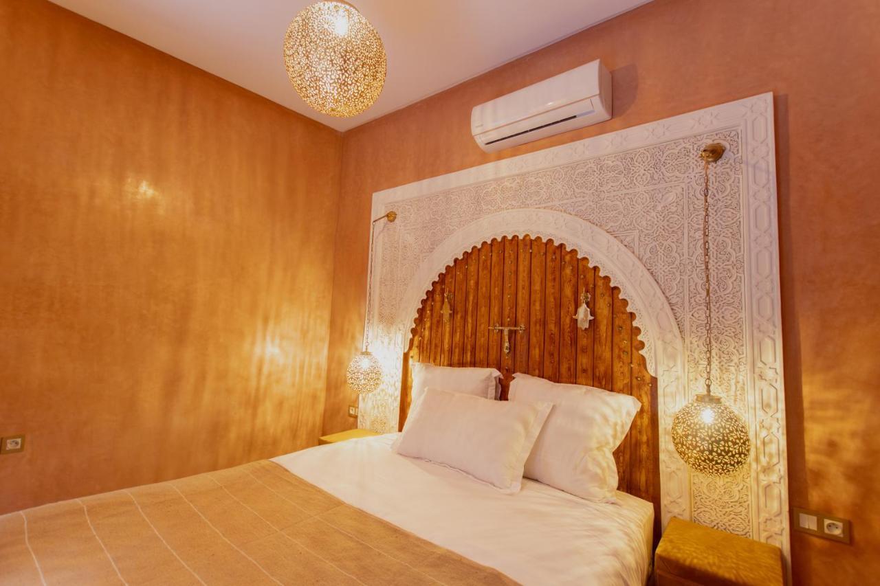 Riad Marrakech Doors Marrakesh Exterior photo