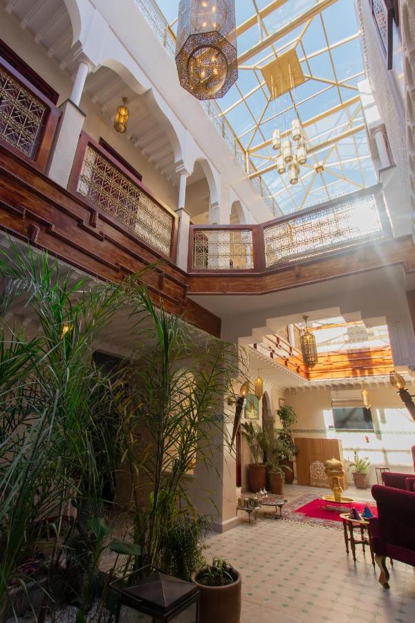 Riad Marrakech Doors Marrakesh Exterior photo