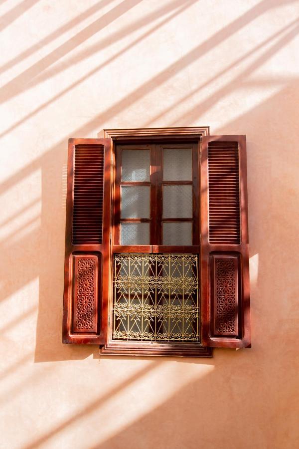 Riad Marrakech Doors Marrakesh Exterior photo