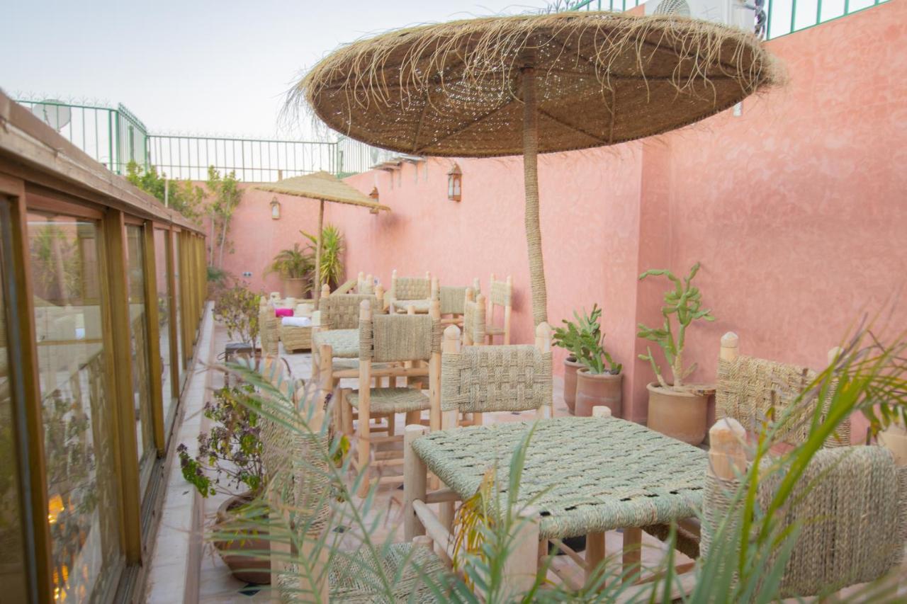 Riad Marrakech Doors Marrakesh Exterior photo