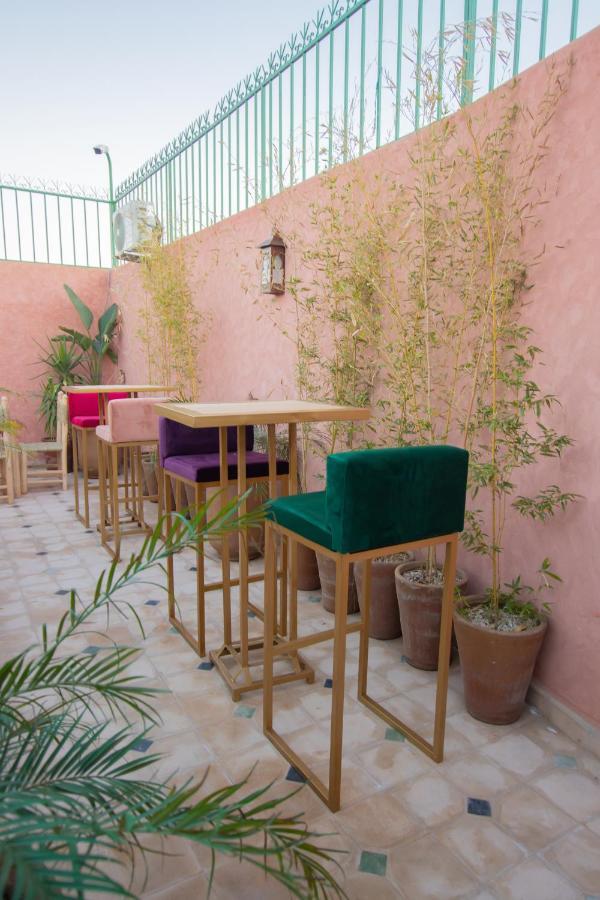 Riad Marrakech Doors Marrakesh Exterior photo