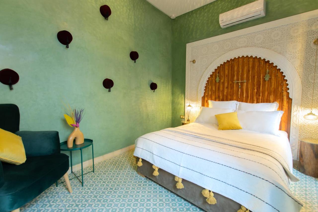 Riad Marrakech Doors Marrakesh Exterior photo