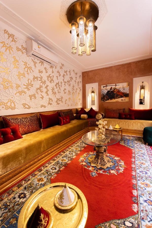 Riad Marrakech Doors Marrakesh Exterior photo
