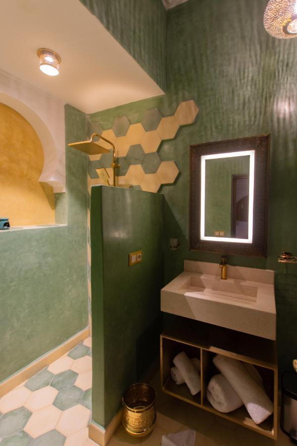 Riad Marrakech Doors Marrakesh Exterior photo
